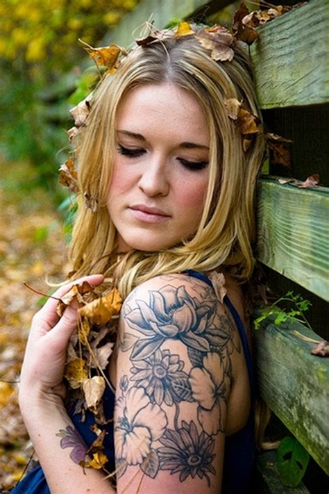 womens shoulder sleeve tattoo|traditional shoulder tattoo.